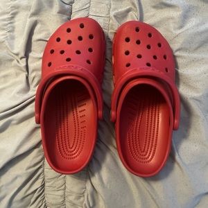 Classic pepper croc